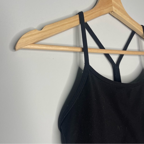Women’s black Lululemon tank top - Picture 2 of 7